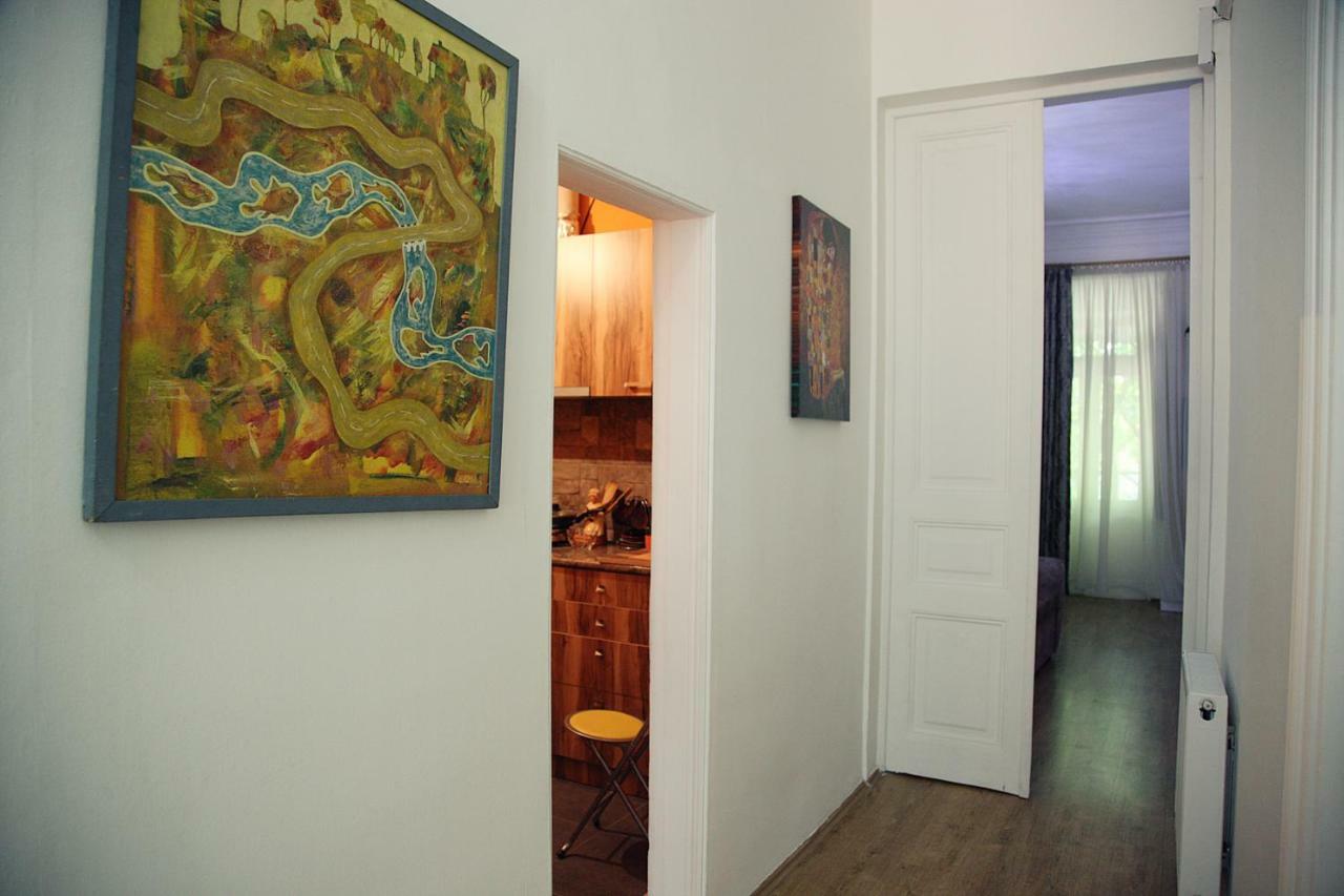 Apartament Old Yard Apartment Tbilisi ภายนอก รูปภาพ