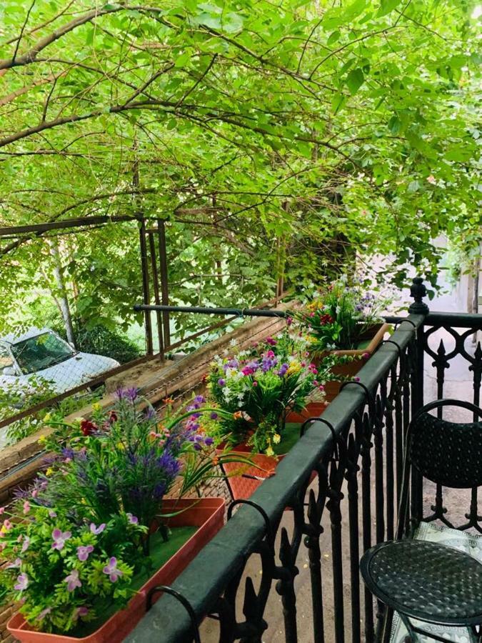 Apartament Old Yard Apartment Tbilisi ภายนอก รูปภาพ
