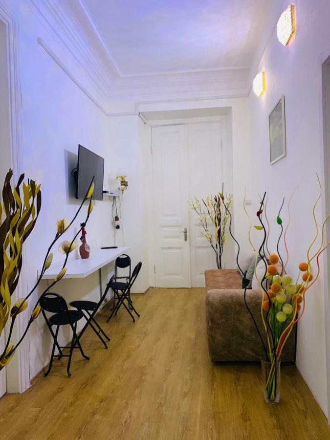 Apartament Old Yard Apartment Tbilisi ภายนอก รูปภาพ